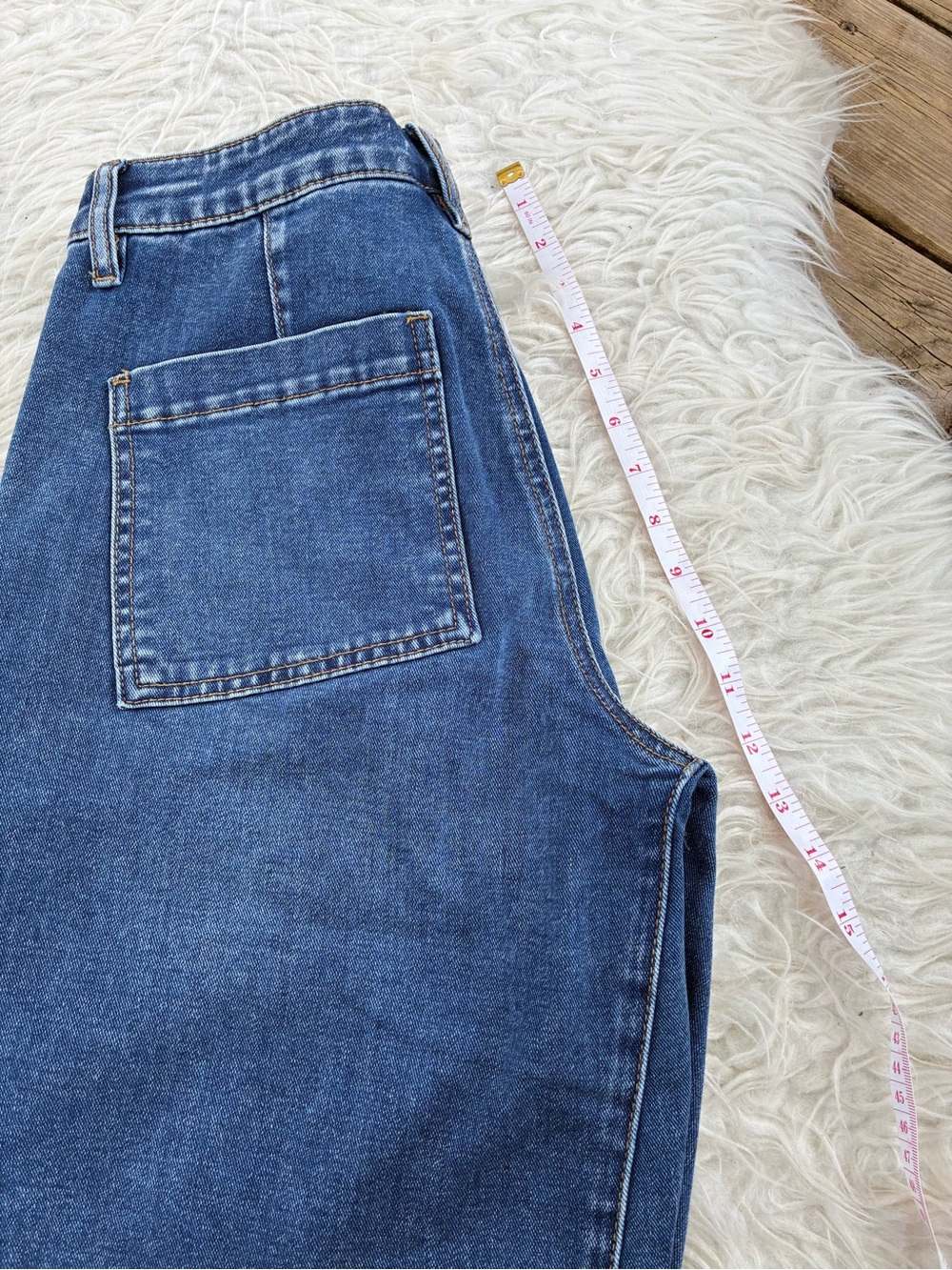 🌺Like new retails $109 Kut from the cloth High-Rise Ashton barrel jeans🌺 - Picture 8 of 8